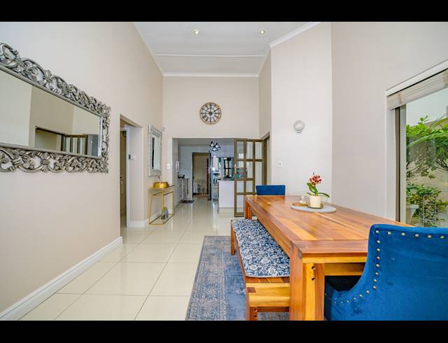 3 BEDROOM TOWNHOUSE FOR SALE IN COWIES HILL